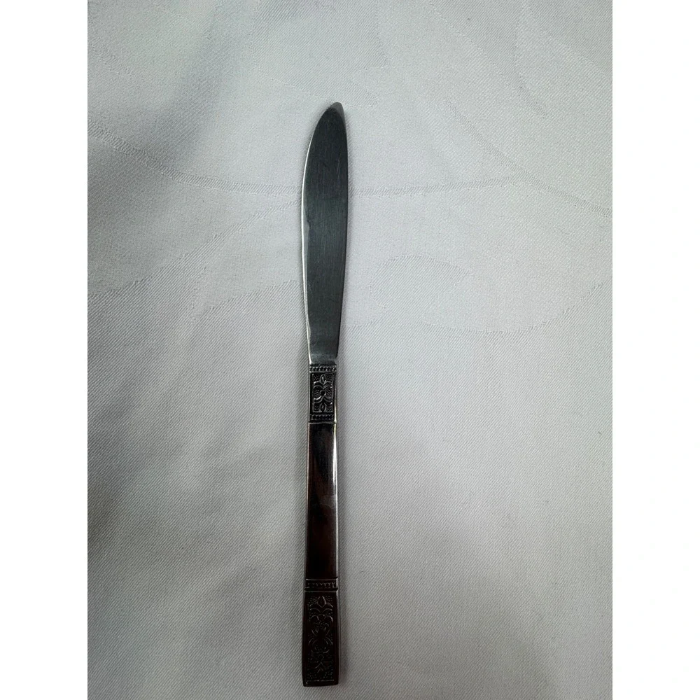Customcraft Stainless Steel Dinner Knife Floral Scroll Pattern Serrated Taiwan